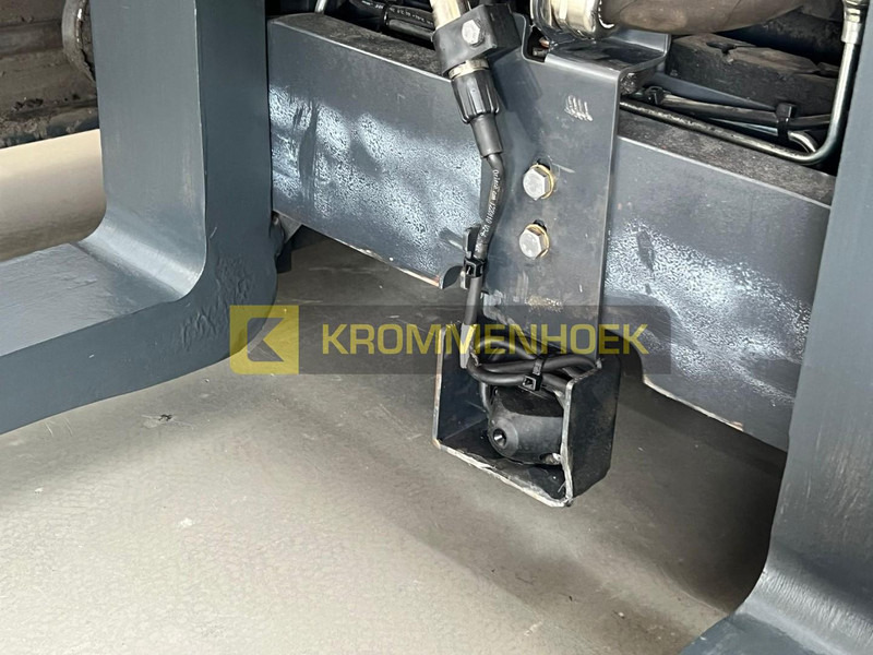 Reach truck Linde R 16: picture 10