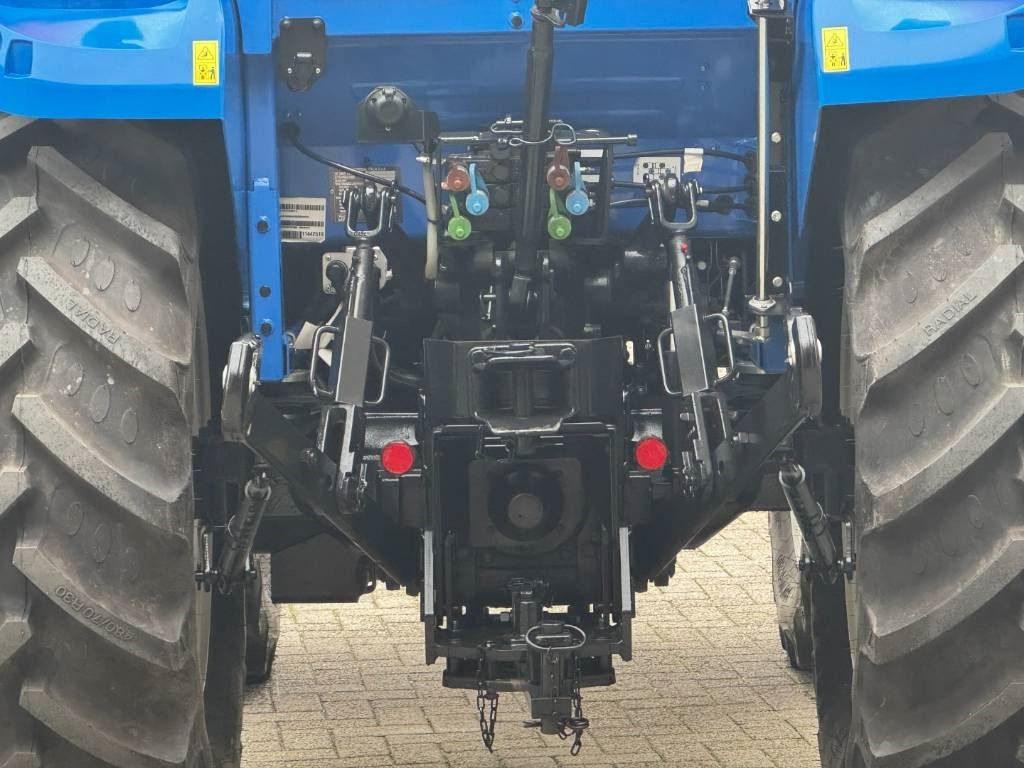 Farm tractor New Holland T4.75, Power Shuttle, creepspeed, ROPS!: picture 9