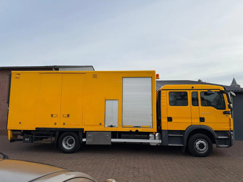 MAN TGM 15.250 E6 DC FUELSTATION ATLAS COPCO WaterTank - Box truck: picture 2 MAN TGM 15.250 E6 DC FUELSTATION ATLAS COPCO WaterTank - Box truck: picture 2