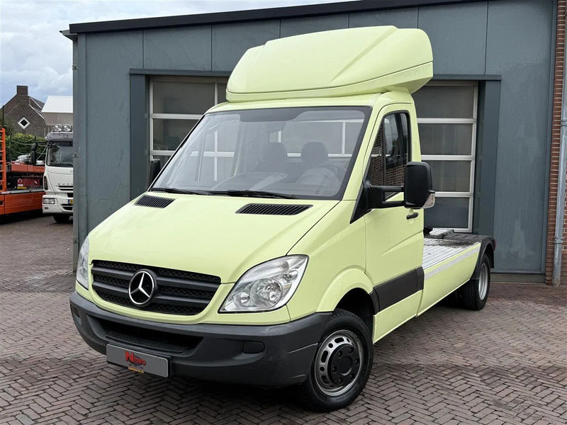 Mercedes-Benz Sprinter 519 3.0 V6 EURO 5 Be Trekker 3 Zits Cruise 8.8 Ton - Tractor unit: picture 3 Mercedes-Benz Sprinter 519 3.0 V6 EURO 5 Be Trekker 3 Zits Cruise 8.8 Ton - Tractor unit: picture 3