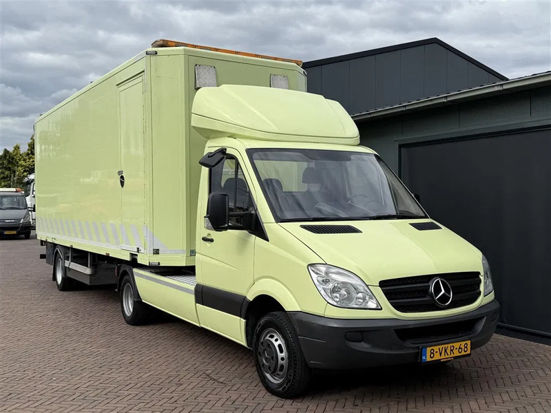 Tractor unit Mercedes-Benz Sprinter 519 BE Trekker 3250 KG laadvermogen Dhollandia Laadklep: picture 1