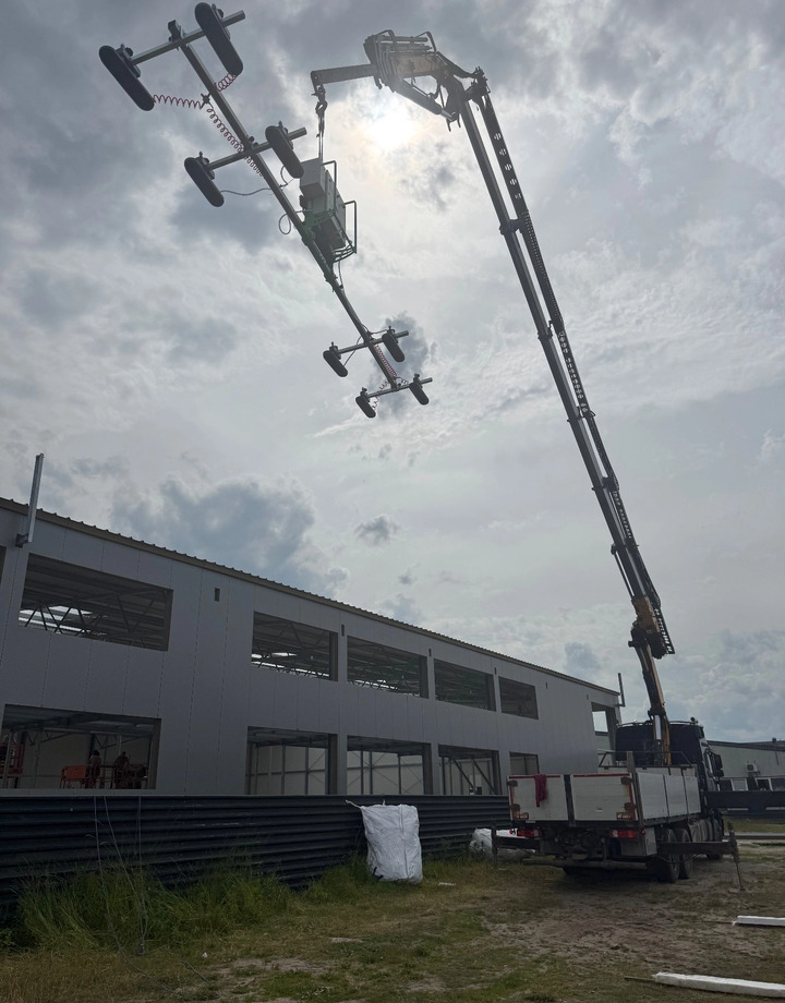 Crane truck MERCEDES-BENZ ACTROS 2648 HDS 44TON /M 28 METRÓW R/C: picture 8