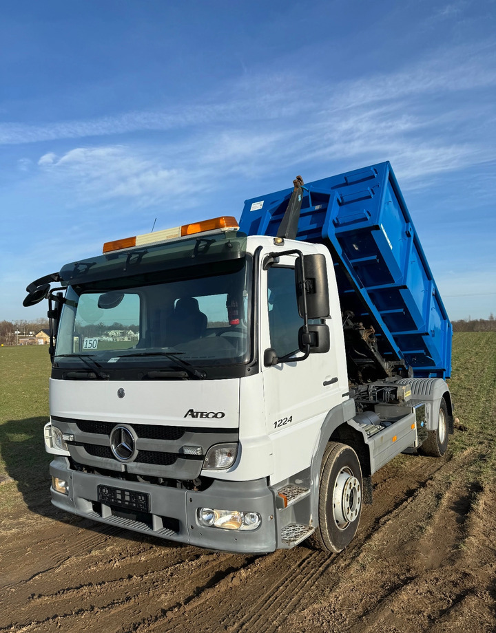 MERCEDES-BENZ ATEGO 1224 Motor 6374 cm3!! Aktualne UDT!! - Hook lift truck: picture 1 MERCEDES-BENZ ATEGO 1224 Motor 6374 cm3!! Aktualne UDT!! - Hook lift truck: picture 1
