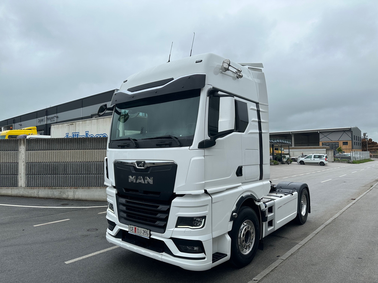 MAN TGX 18.580 4X2 BLS Intarder LED - Tractor unit: picture 2 MAN TGX 18.580 4X2 BLS Intarder LED - Tractor unit: picture 2