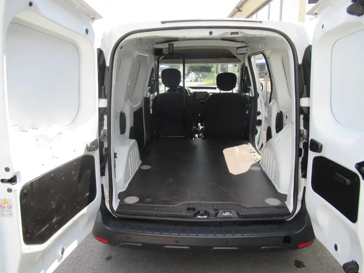 Dacia Dokker 7400€+tva/btw - Small van: picture 5 Dacia Dokker 7400€+tva/btw - Small van: picture 5