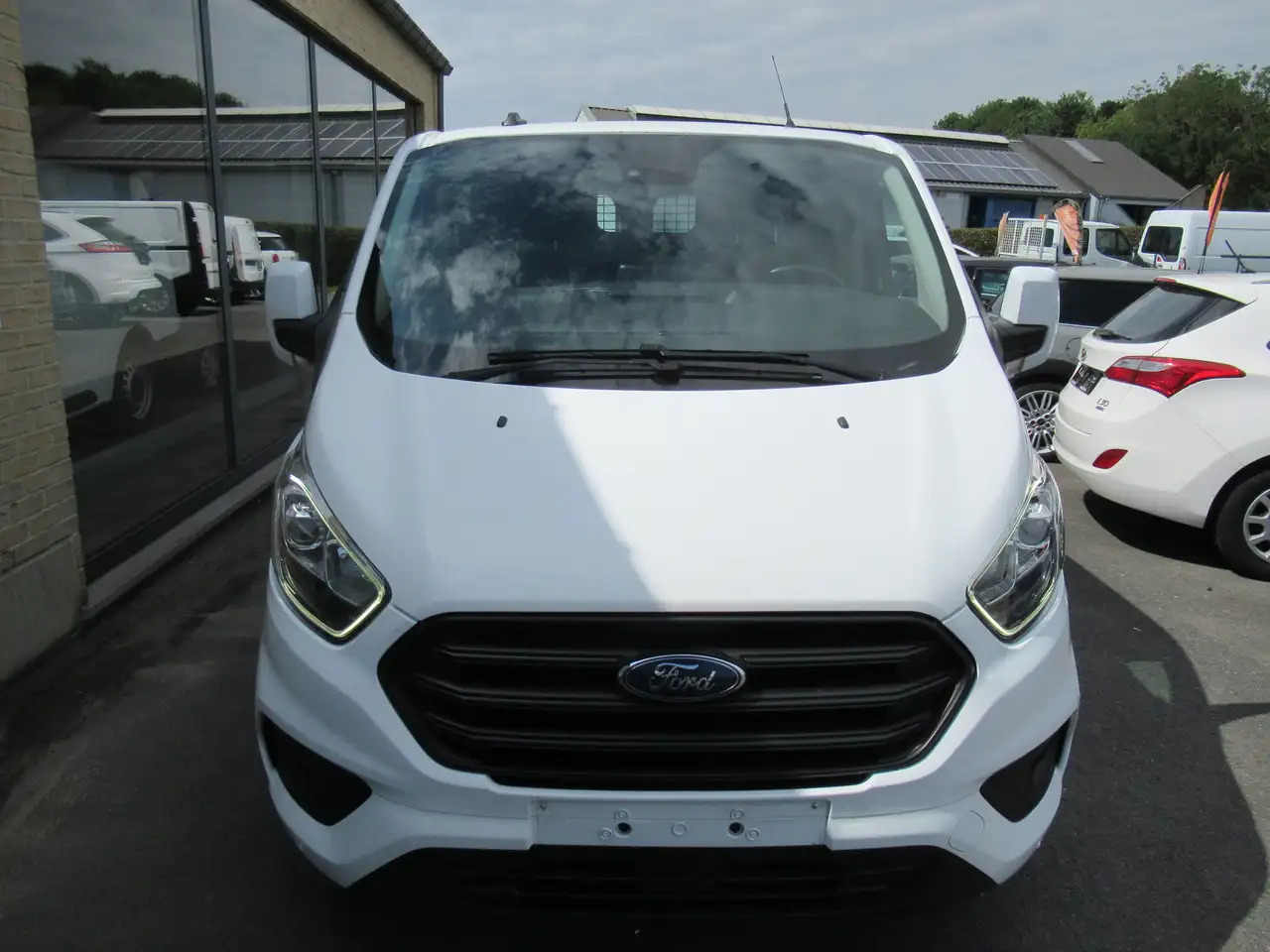 Ford Transit Custom L2, navi, cruis, clim 2PL 13900€+tva/btw - Other machinery: picture 3 Ford Transit Custom L2, navi, cruis, clim 2PL 13900€+tva/btw - Other machinery: picture 3