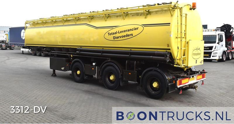 WELGRO 97 WSL 43 32 SILO | 53 M3 * 10 COMP * 2x STEERING * LIFT AXLE * NL TRAILER * APK 04-2025 - Tank semi-trailer: picture 2 WELGRO 97 WSL 43 32 SILO | 53 M3 * 10 COMP * 2x STEERING * LIFT AXLE * NL TRAILER * APK 04-2025 - Tank semi-trailer: picture 2