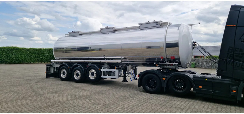Magyar 32000 liter levensmiddelen tankoplegger NEW/NIEUW/NEU - Tank semi-trailer: picture 4 Magyar 32000 liter levensmiddelen tankoplegger NEW/NIEUW/NEU - Tank semi-trailer: picture 4