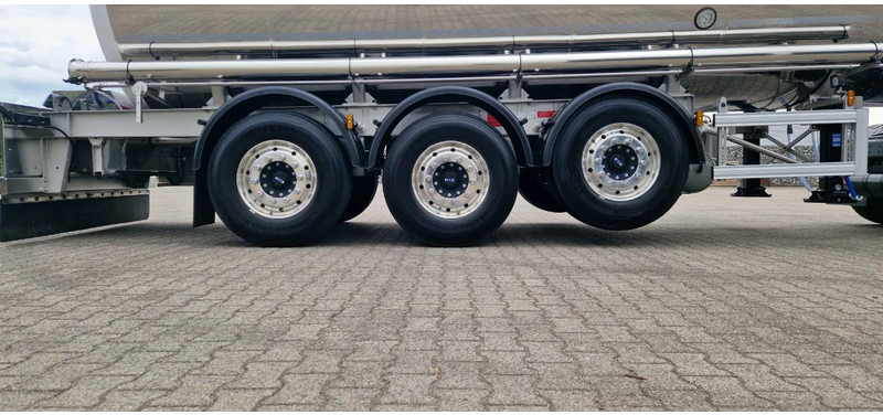 Magyar 32000 liter levensmiddelen tankoplegger NEW/NIEUW/NEU - Tank semi-trailer: picture 5 Magyar 32000 liter levensmiddelen tankoplegger NEW/NIEUW/NEU - Tank semi-trailer: picture 5