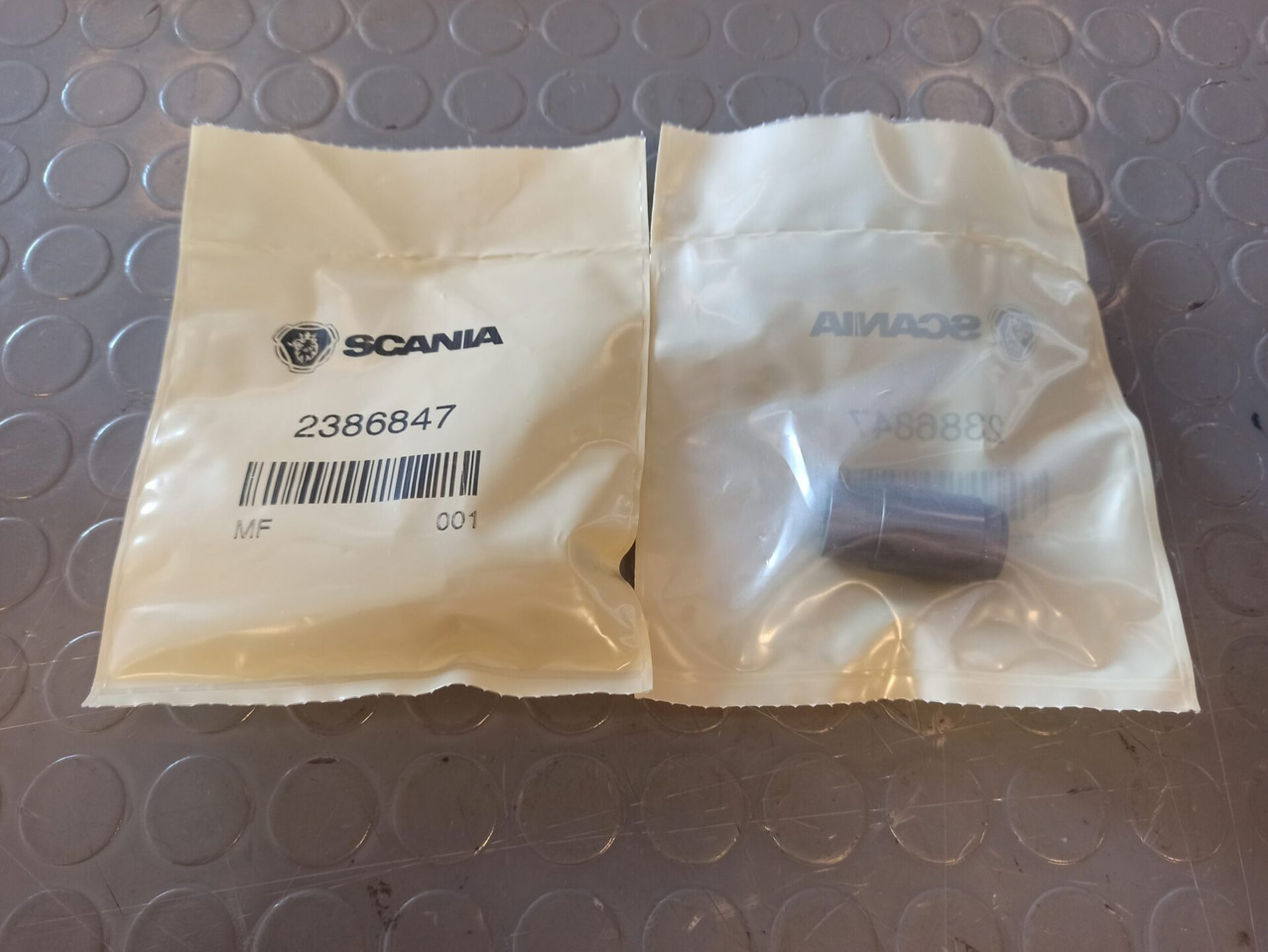 SCANIA PISTON - 2386847 - Piston/ Ring/ Bushing for Truck: picture 1 SCANIA PISTON - 2386847 - Piston/ Ring/ Bushing for Truck: picture 1