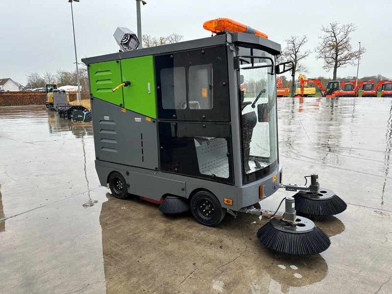 Å koda DY2400 - Road sweeper: picture 3 Å koda DY2400 - Road sweeper: picture 3