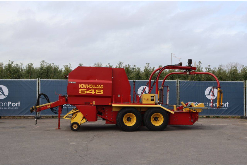 New Holland 548 - Agricultural machinery: picture 2 New Holland 548 - Agricultural machinery: picture 2