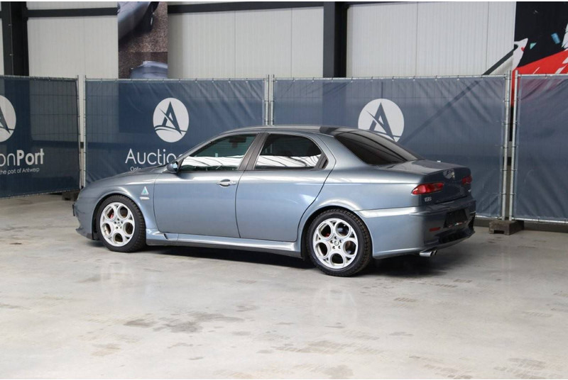 Alfa Romeo 156 3.2i V6 24v GTA - Sedan: picture 3 Alfa Romeo 156 3.2i V6 24v GTA - Sedan: picture 3