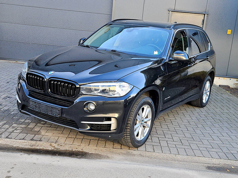 BMW X5 Drive 40e IPerformance - SUV: picture 2 BMW X5 Drive 40e IPerformance - SUV: picture 2