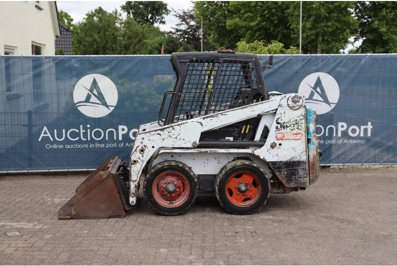 Bobcat S100 - Wheel loader: picture 2 Bobcat S100 - Wheel loader: picture 2