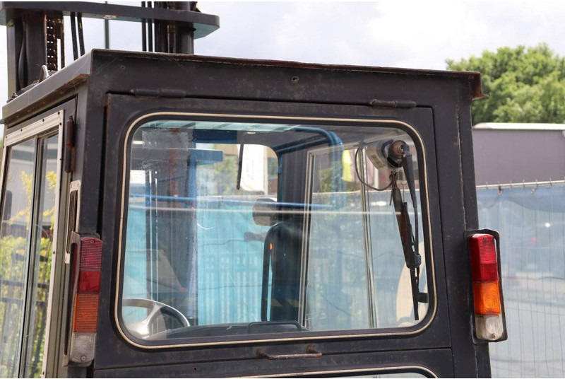 Diesel forklift Caterpillar DP35K: picture 17