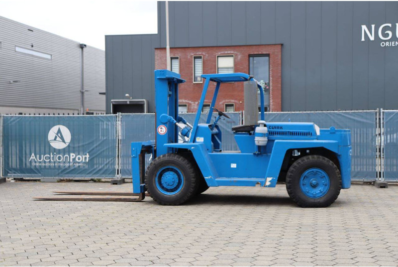 Clark DCY 160 - Diesel forklift: picture 3 Clark DCY 160 - Diesel forklift: picture 3