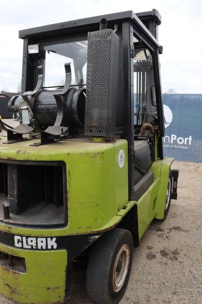 Clark GPX 40 LPG - LPG forklift: picture 5 Clark GPX 40 LPG - LPG forklift: picture 5