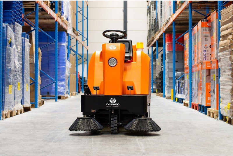 Daewoo DAS80 Zit - Road sweeper: picture 3 Daewoo DAS80 Zit - Road sweeper: picture 3