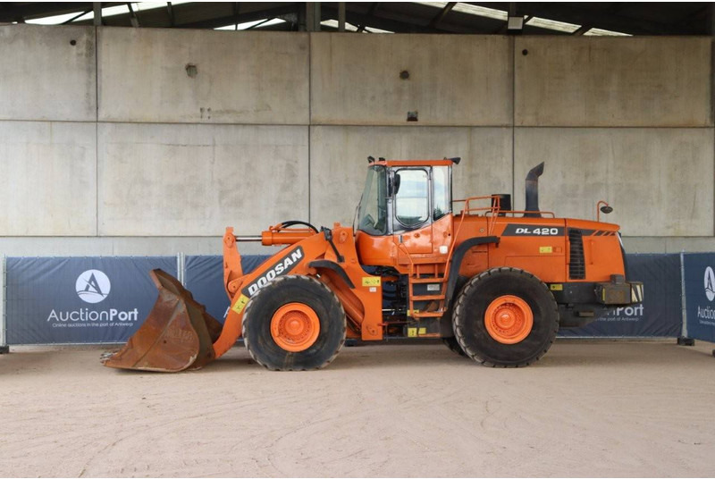 Doosan DL420 - Wheel loader: picture 1 Doosan DL420 - Wheel loader: picture 1