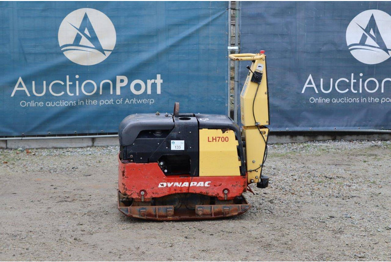 Dynapac LH700 - Vibratory plate: picture 1 Dynapac LH700 - Vibratory plate: picture 1