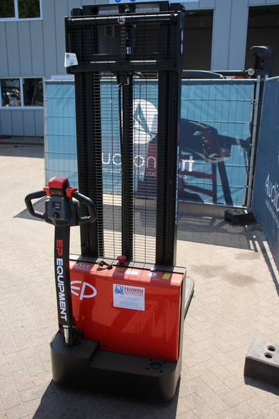 EP Equipment EST122 - Stacker: picture 5 EP Equipment EST122 - Stacker: picture 5