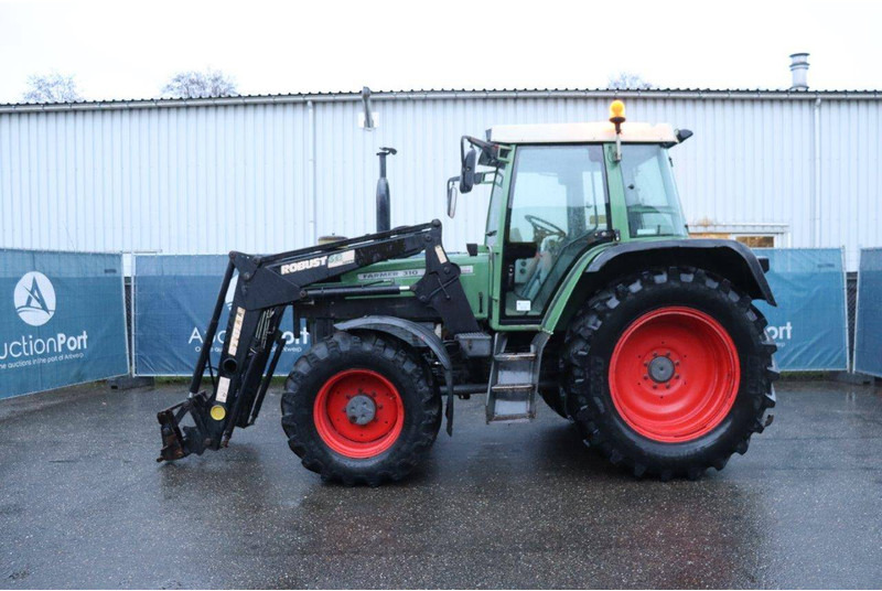 Fendt 310/2 - Farm tractor: picture 2 Fendt 310/2 - Farm tractor: picture 2