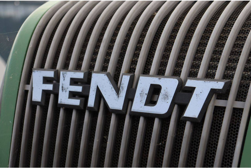 Farm tractor Fendt Vario Favorit 716: picture 14
