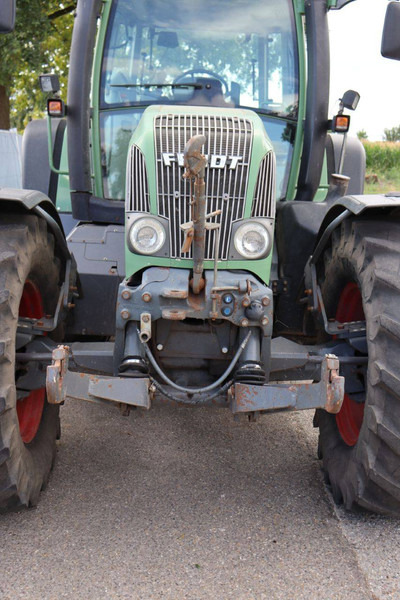 Farm tractor Fendt Vario Favorit 716: picture 11