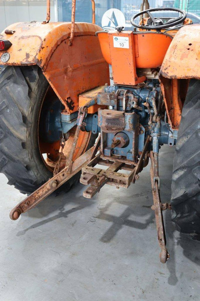 Farm tractor Fiat 450: picture 16