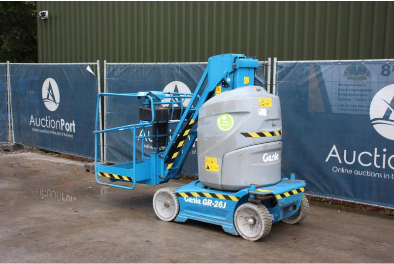 Genie GR-26J - Aerial platform: picture 3 Genie GR-26J - Aerial platform: picture 3