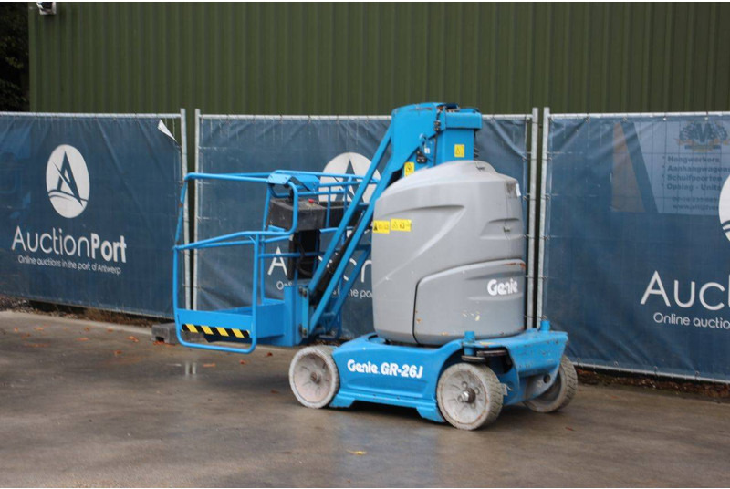 Genie GR-26J - Aerial platform: picture 3 Genie GR-26J - Aerial platform: picture 3