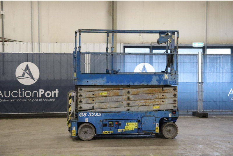 Genie GS-3232 - Scissor lift: picture 1 Genie GS-3232 - Scissor lift: picture 1