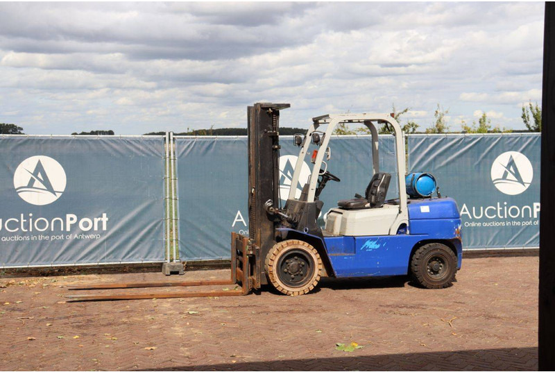 Hangcha CPQD35N RW11A-Y - LPG forklift: picture 1 Hangcha CPQD35N RW11A-Y - LPG forklift: picture 1