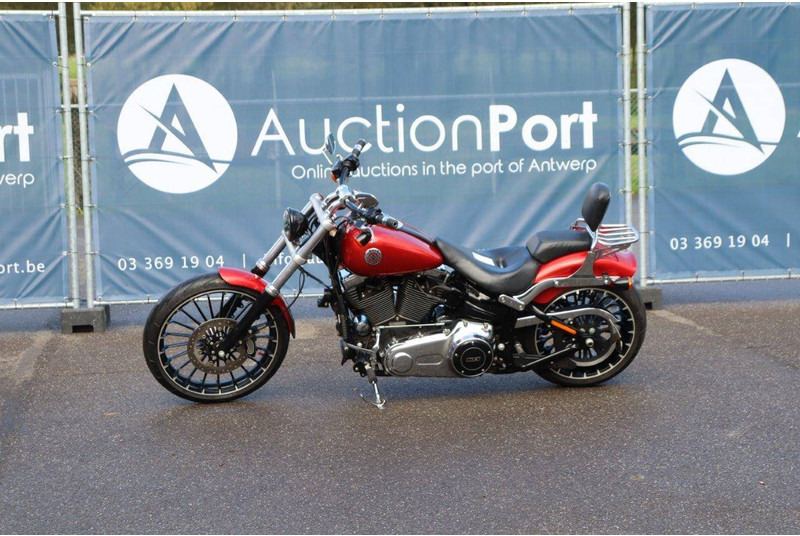 Harley-Davidson Breakout - Motorcycle: picture 1 Harley-Davidson Breakout - Motorcycle: picture 1
