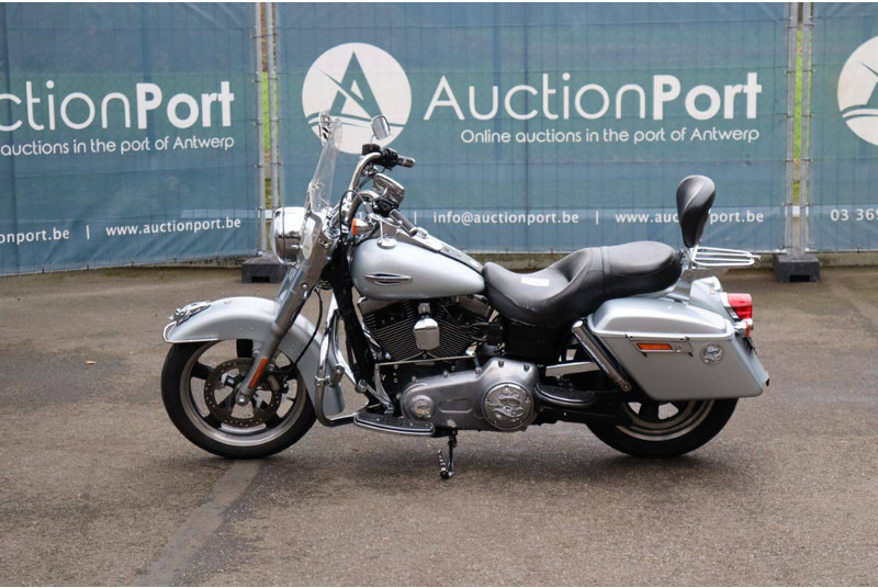 Harley-Davidson Dyna Switchback - Motorcycle: picture 2 Harley-Davidson Dyna Switchback - Motorcycle: picture 2