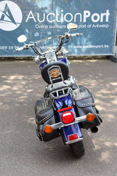 Harley-Davidson Heritage Softail Classic - Motorcycle: picture 5 Harley-Davidson Heritage Softail Classic - Motorcycle: picture 5