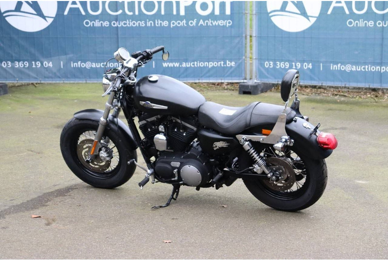 Harley-Davidson Sporster XL1200 Custom - Motorcycle: picture 3 Harley-Davidson Sporster XL1200 Custom - Motorcycle: picture 3
