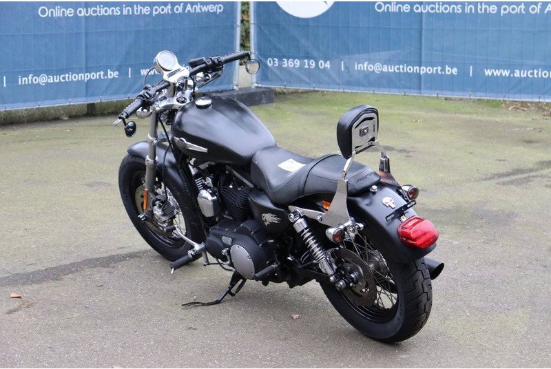 Harley-Davidson Sporster XL1200 Custom - Motorcycle: picture 4 Harley-Davidson Sporster XL1200 Custom - Motorcycle: picture 4
