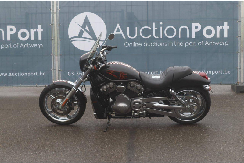 Harley-Davidson V-Rod - Motorcycle: picture 2 Harley-Davidson V-Rod - Motorcycle: picture 2