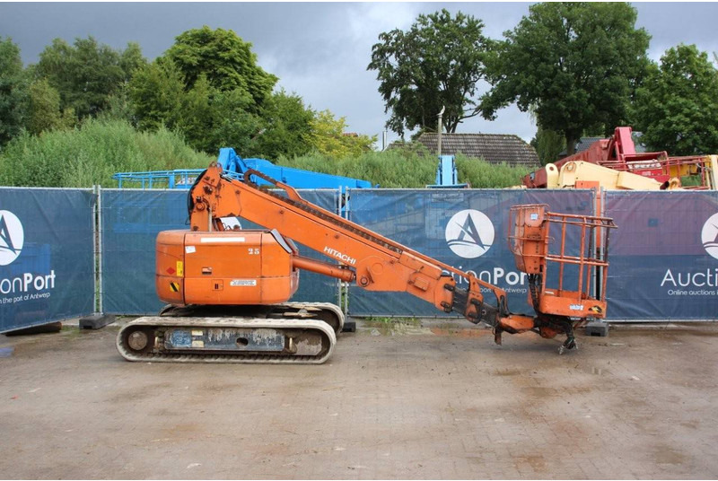 Hitachi HX99B - Telescopic boom: picture 2 Hitachi HX99B - Telescopic boom: picture 2