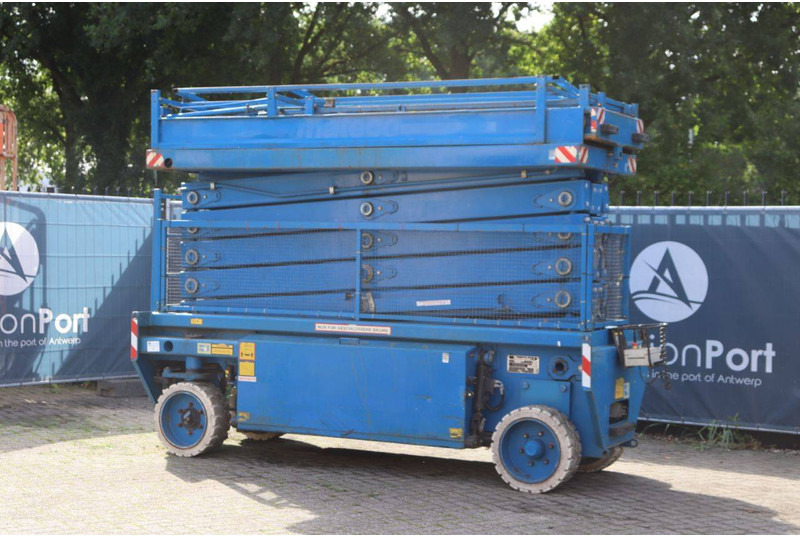 Holland lift Combistar N-165EL12 - Scissor lift: picture 3 Holland lift Combistar N-165EL12 - Scissor lift: picture 3