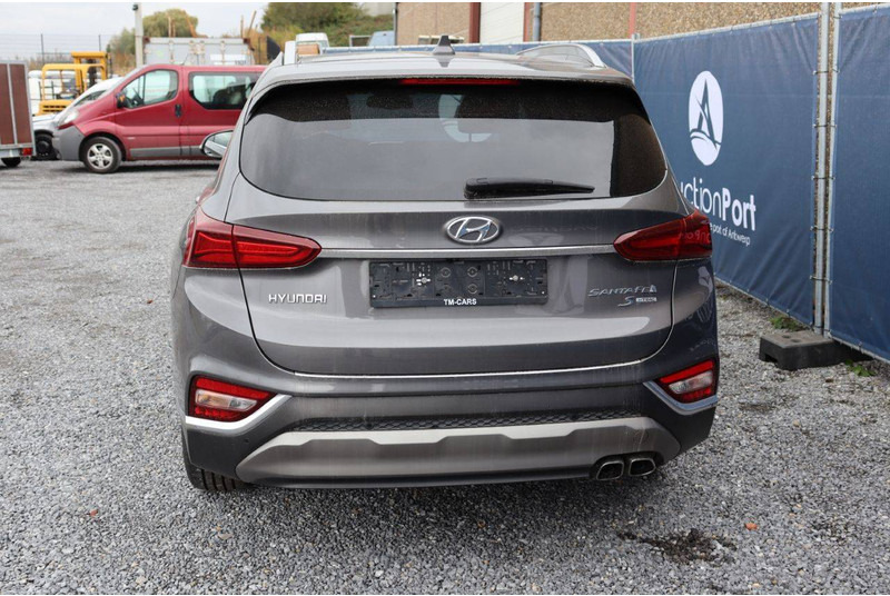 Hyundai Santa Fe SHTRAC - Sedan: picture 5 Hyundai Santa Fe SHTRAC - Sedan: picture 5