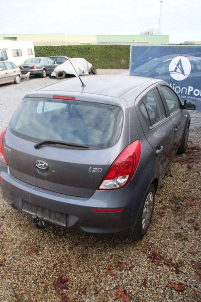 Hyundai i20 - Sedan: picture 5 Hyundai i20 - Sedan: picture 5