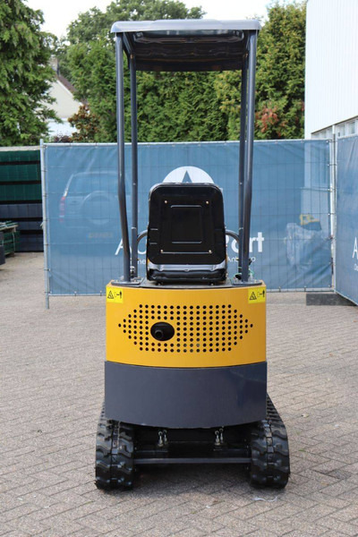 Infront YFE12 - Mini excavator: picture 5 Infront YFE12 - Mini excavator: picture 5