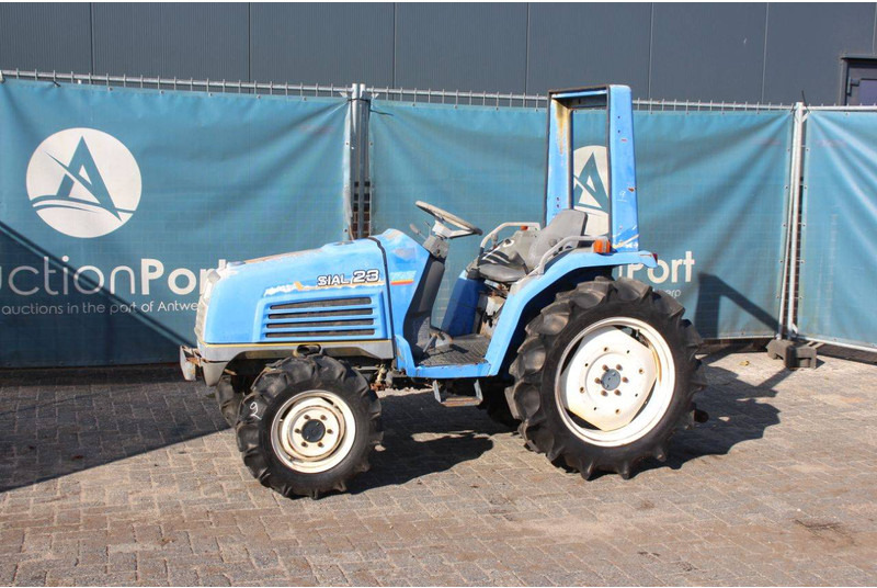 Iseki Sial 23 - Farm tractor: picture 1 Iseki Sial 23 - Farm tractor: picture 1