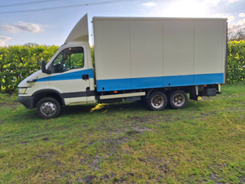 Iveco 40C - Box van: picture 4 Iveco 40C - Box van: picture 4