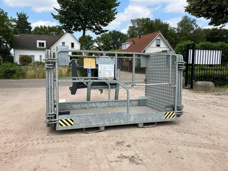 JCB REP2-45JCB - Water pump: picture 1 JCB REP2-45JCB - Water pump: picture 1