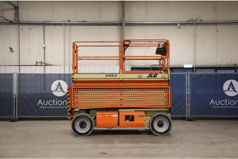 JLG 4069LE - Scissor lift: picture 2 JLG 4069LE - Scissor lift: picture 2