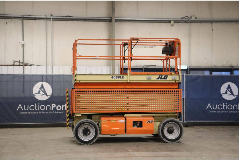 JLG 4069LE - Scissor lift: picture 1 JLG 4069LE - Scissor lift: picture 1